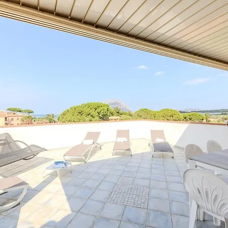 Penthouse Tavolara View - 1 Min Apartmán *